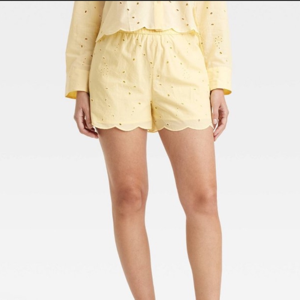 High-rise boxer eyelet pull-on shorts